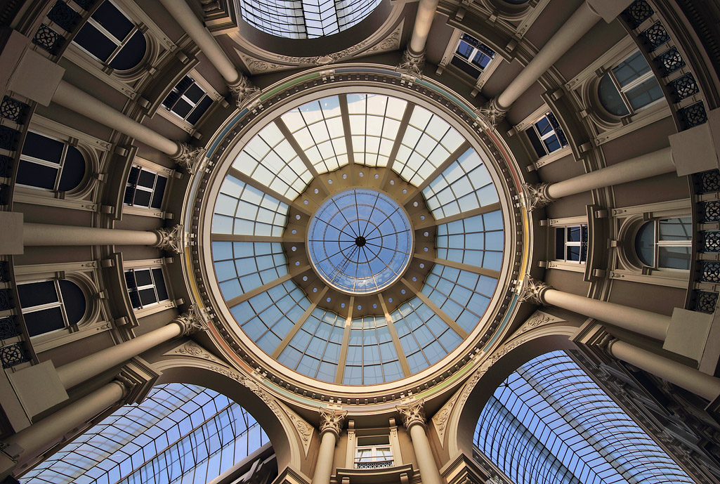 Koepel van De Passage in Den Haag